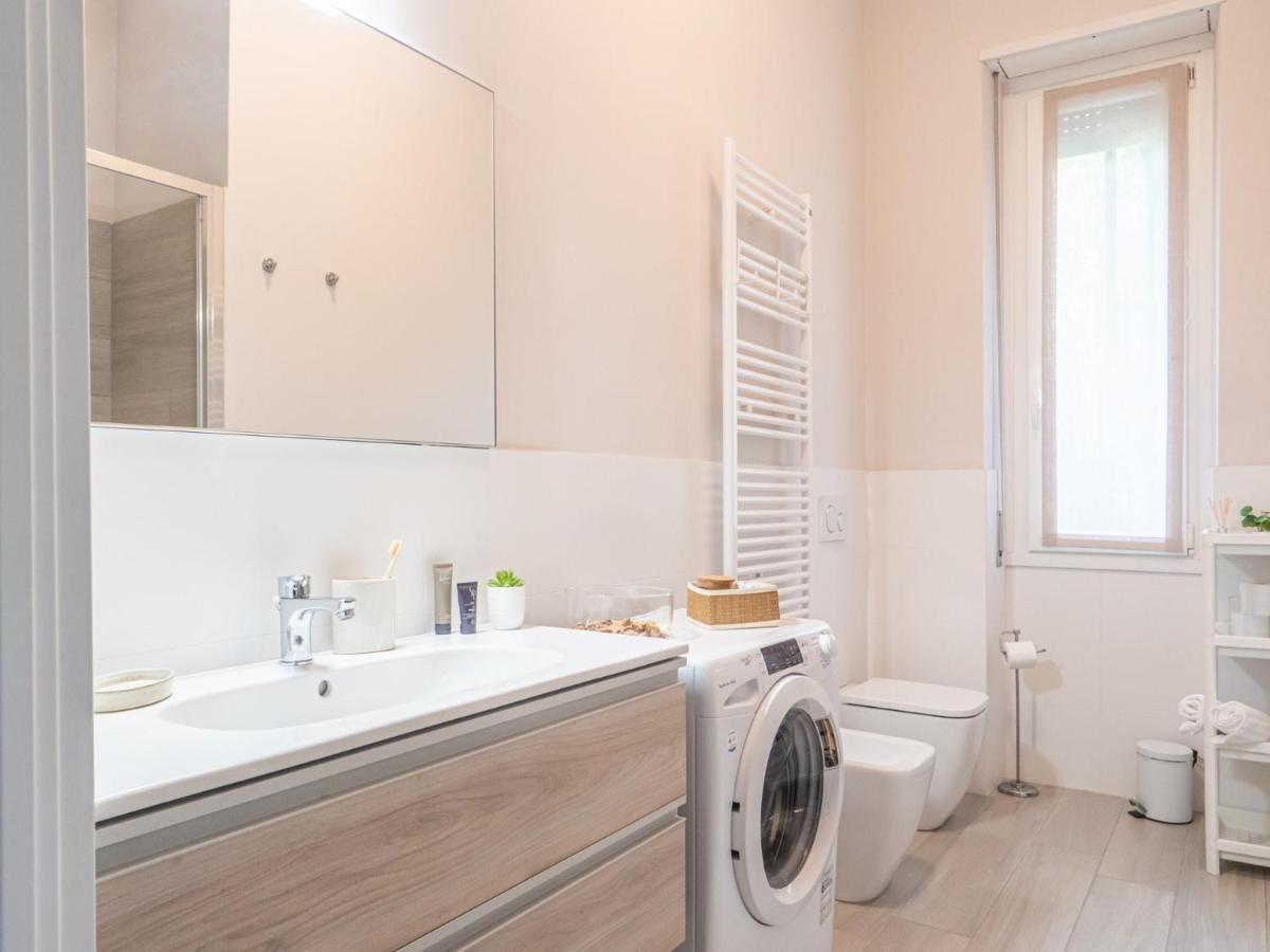 The Best Rent - Apartment With Balcony In Milan Downtown Экстерьер фото